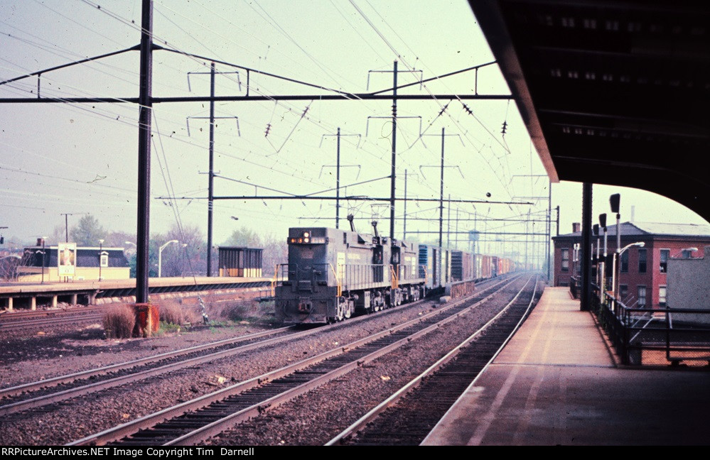 PC 4433 leads ND-34 west